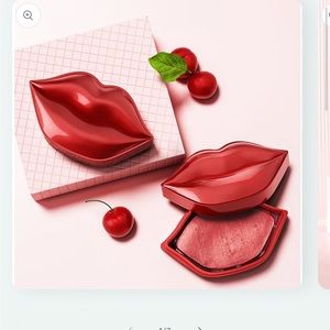 Cherry Collagen Moisturizing Lip Balm